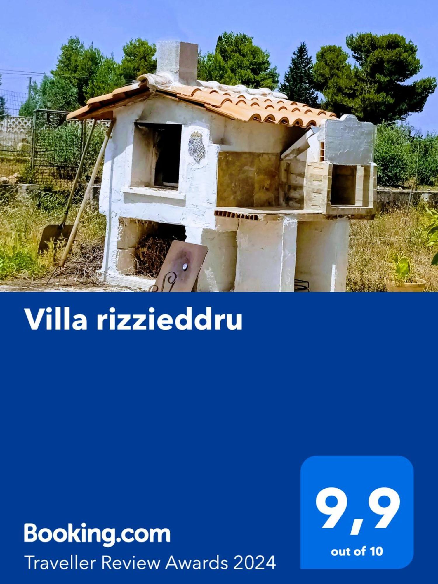 Villa Rizzieddru 加拉托内 外观 照片